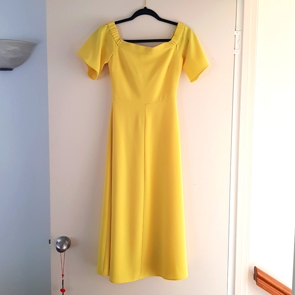 Witchery Dresses & Skirts - Witchery canary yellow dress